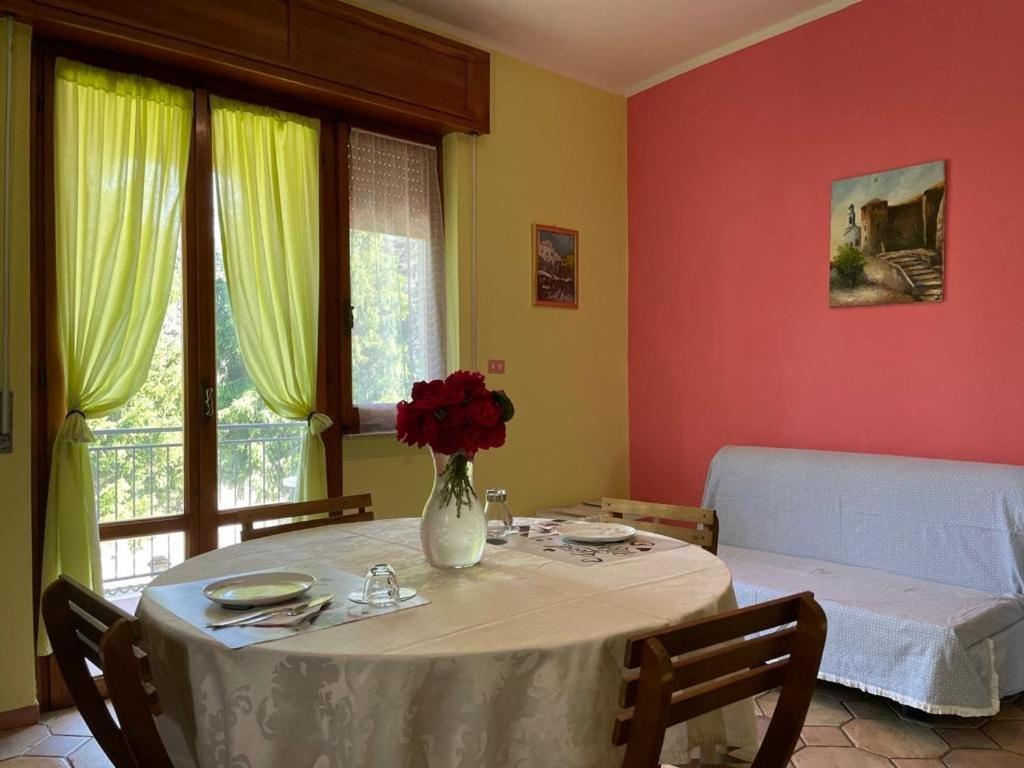 Casa T Bed And Breakfast & Home Restaurant Di Tacchino Simone Tagliolo Monferrato Exterior photo